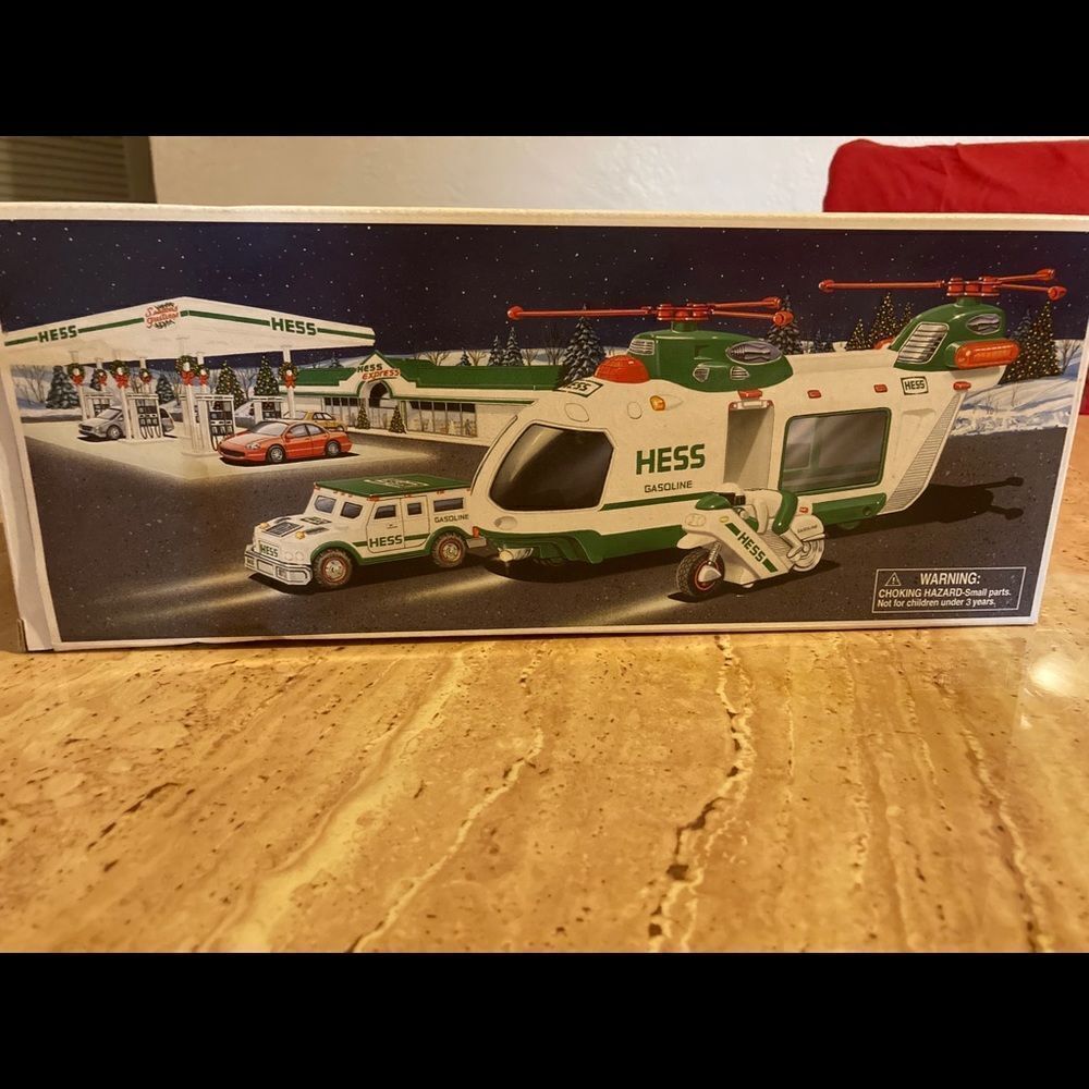 2001 Hess Helicopter and Cruiser New in box